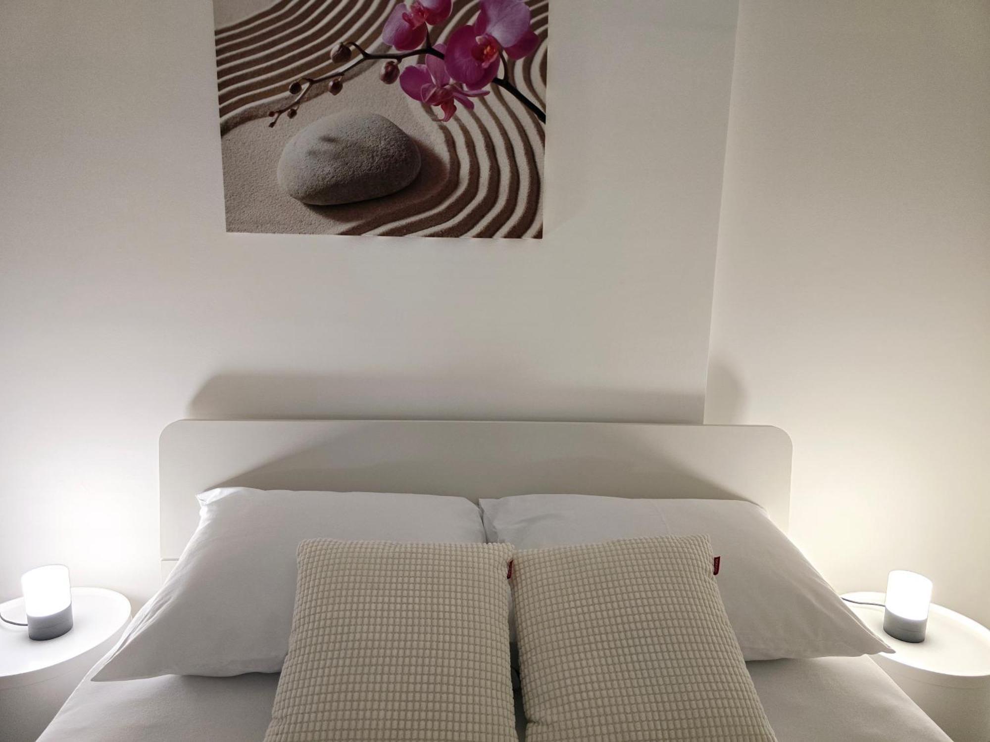 Apartment Blanca With Jacuzzi,Terase And Private Parking Kastela Bagian luar foto